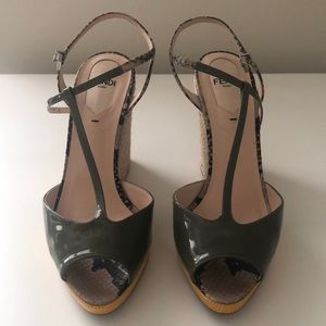 fendi roma espadrilles with rope wedges (size 6.5)